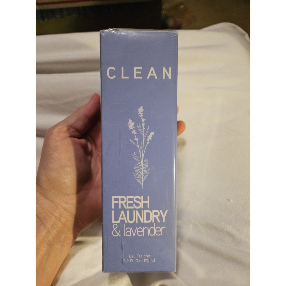 CLEAN fresh laundry & lavender